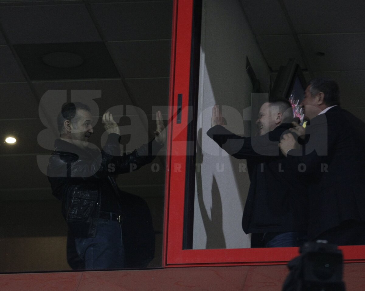 FOTO Hattrick de pase! » Tatu a condus Steaua spre o victorie categorică în faţa Sportului (4-1)