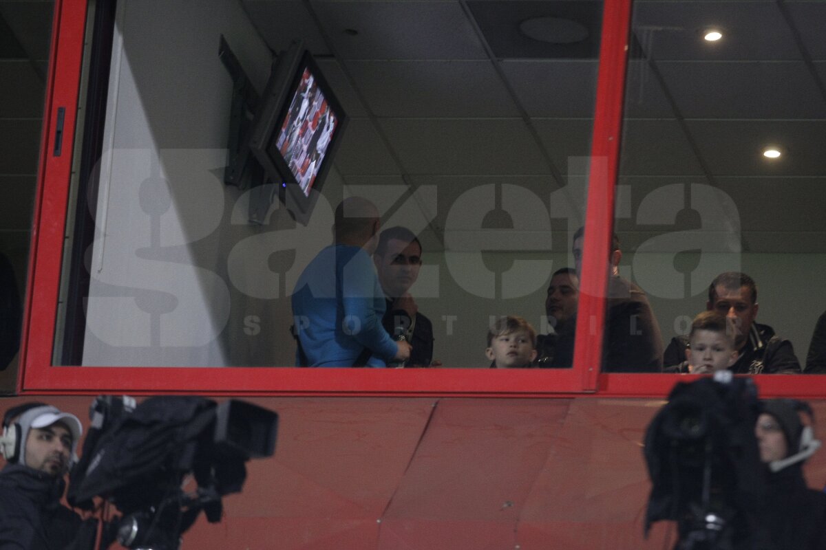 FOTO Hattrick de pase! » Tatu a condus Steaua spre o victorie categorică în faţa Sportului (4-1)