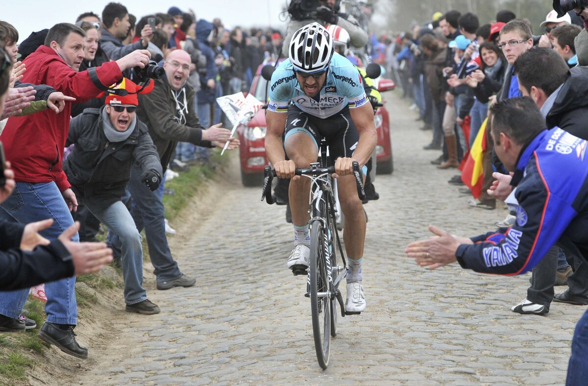 Boonen a cîştigat Paris-Roubaix. Şase imagini istorice AICI