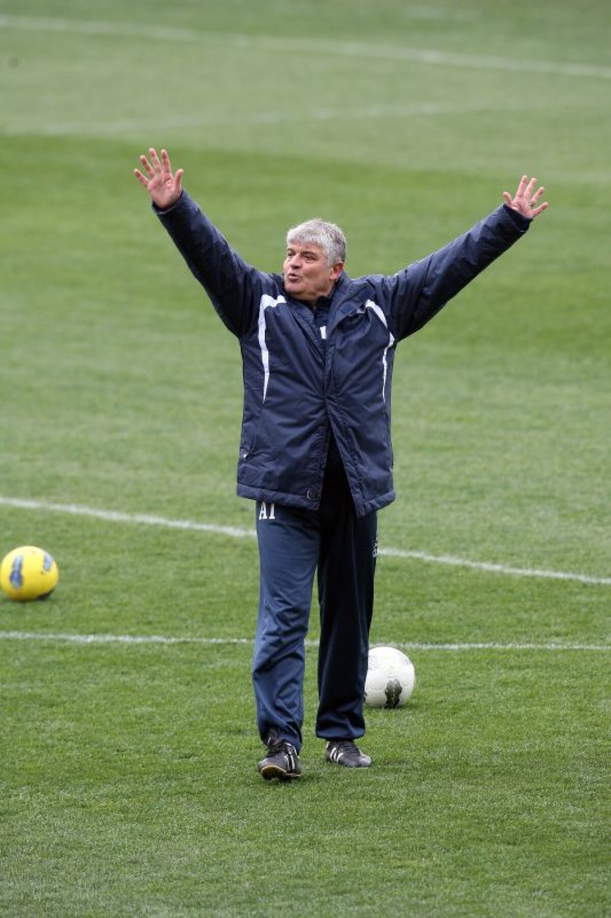 Andone a fost aclamat la primul antrenament pe banca celor de la CFR