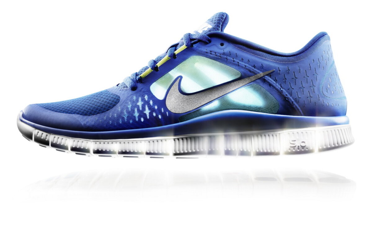 A înnebunit lumea! Au apărut adidaşii inspiraţi din mişcarea piciorului :D