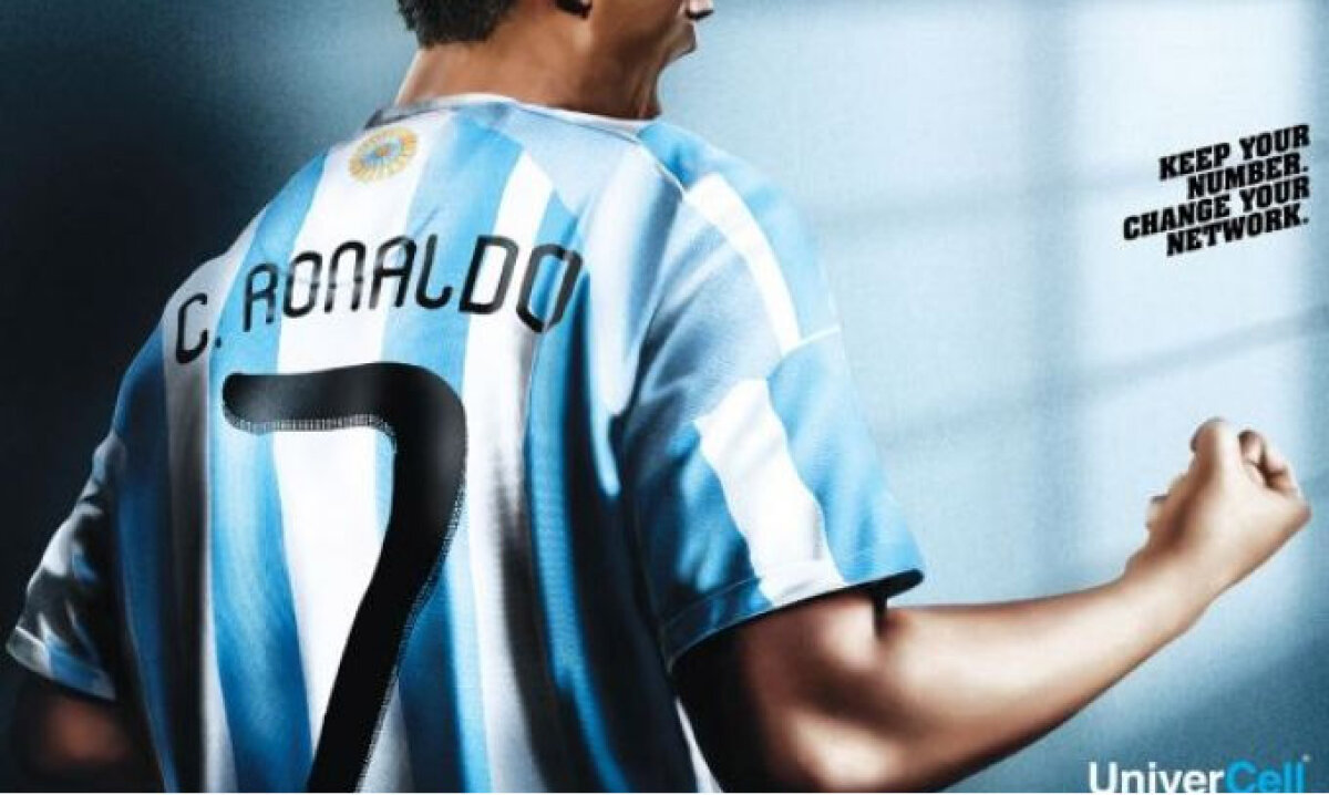 FOTO Messi şi Ronaldo, aşa cum nu vă imaginaţi: vedeta Barcelonei în tricoul Braziliei, iar cea a Realului în echipamentul Argentinei