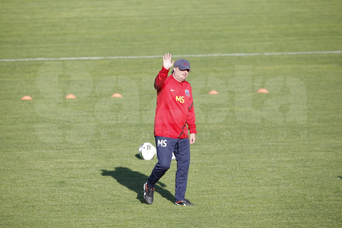 FOTO » Cu zîmbetul pe buze » Steliştii s-au antrenat pe Ghencea înaintea confruntării cu Oţelul