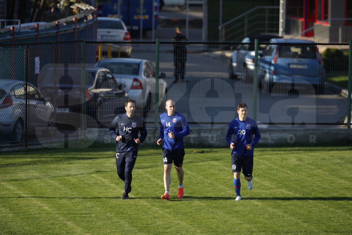 FOTO » Cu zîmbetul pe buze » Steliştii s-au antrenat pe Ghencea înaintea confruntării cu Oţelul