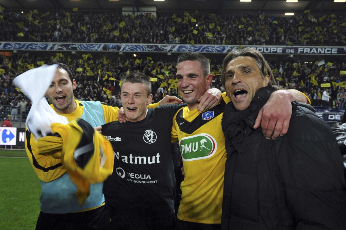 FOTO&VIDEO Nu ştiu de glumă! Amatorii de la Quevilly s-au calificat în finala Cupei