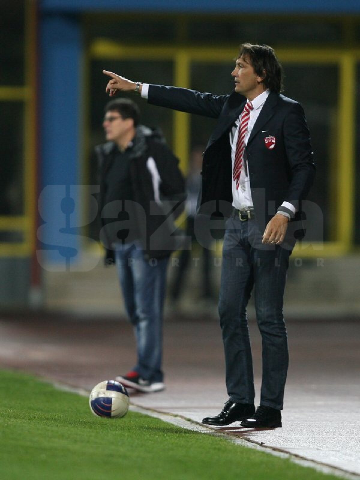 FOTO & VIDEO Gaz Metan - Dinamo 2-1 » "Grazie Joagăre". Rapid - Dinamo în finala Cupei după 10 ani!