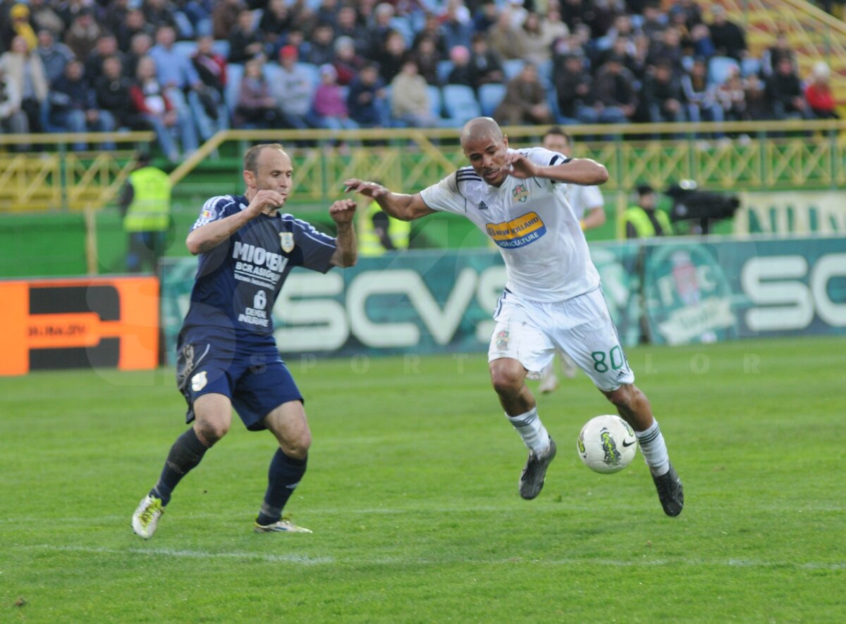 VIDEO FC Vaslui - Mioveni 3-0 » Echipa lui Inacio a egalat Dinamo în clasament