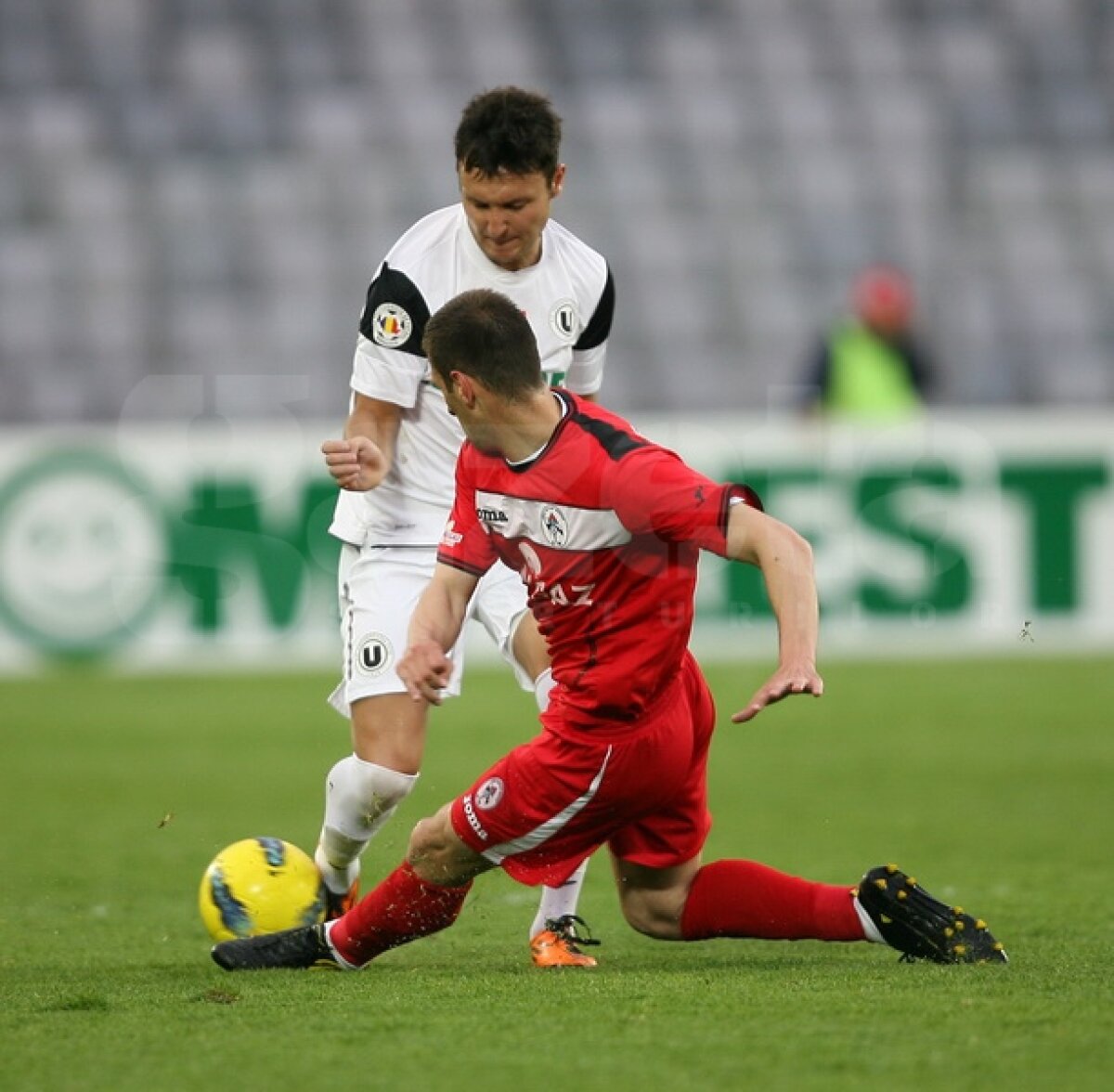 VIDEO Claudiu Niculescu îşi continuă invincibilitatea » U Cluj - Gaz Metan 3-0