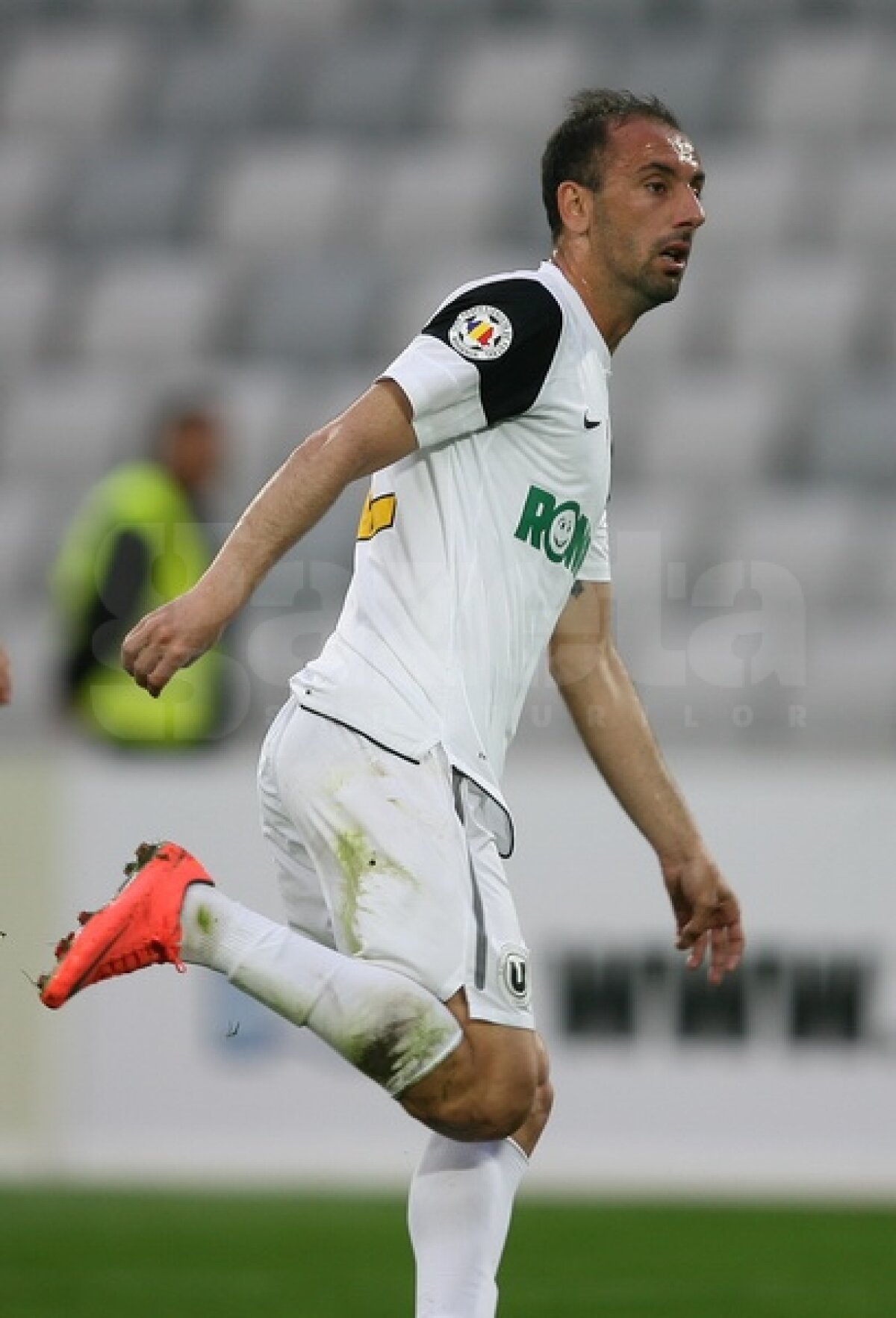 VIDEO Claudiu Niculescu îşi continuă invincibilitatea » U Cluj - Gaz Metan 3-0