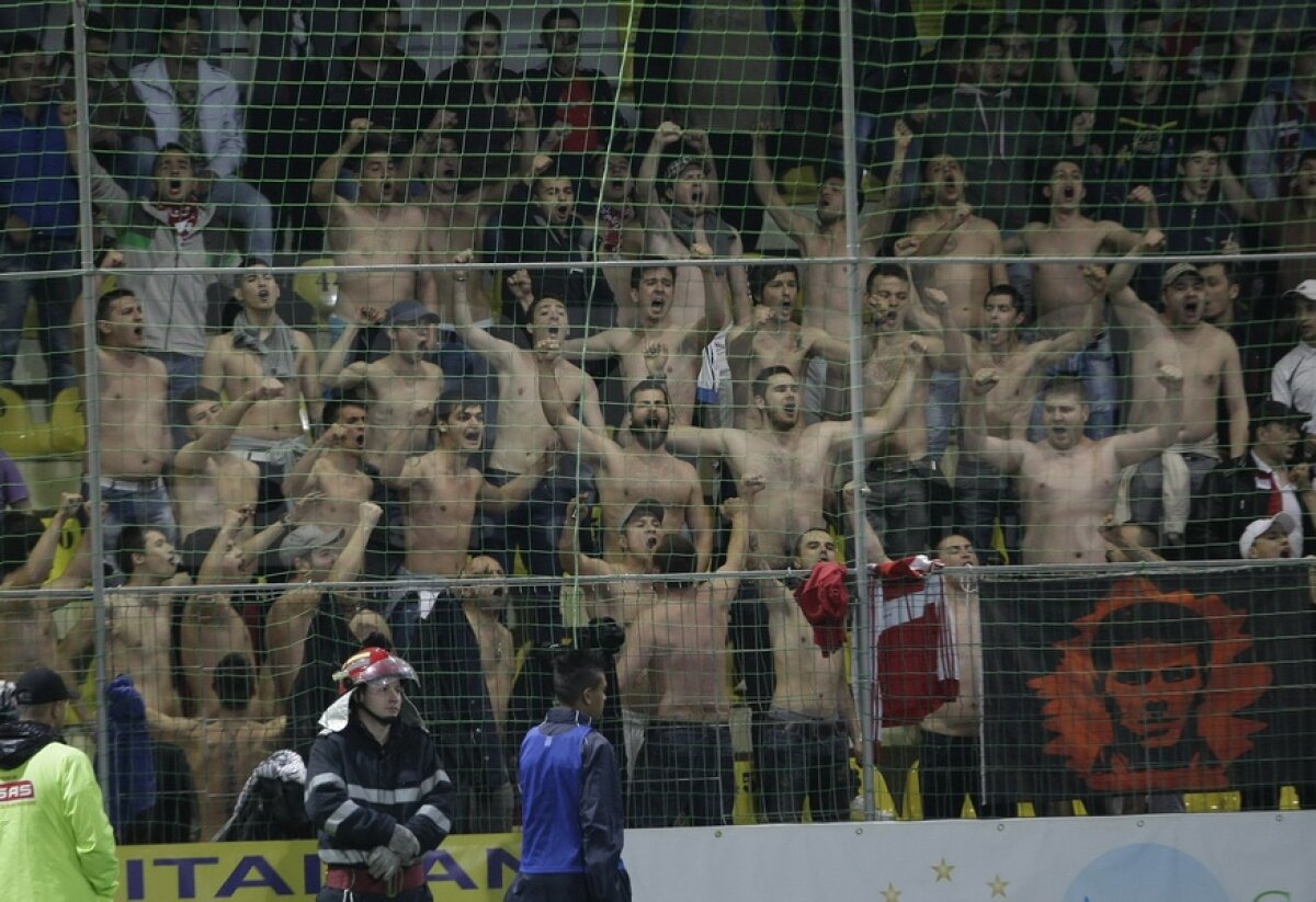 FOTO Chiajna - Dinamo 1-3 » "Cîinii" respiră şi rămîn în lupta pentru titlu