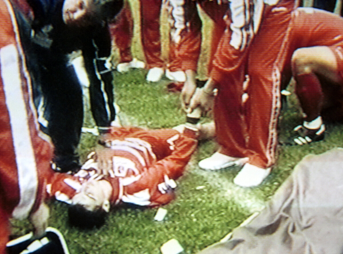 De ce se moare jucînd fotbal? » Dispariţia lui Morosini e ultima dramă dintr-o serie cu o frecvenţă exponenţială
