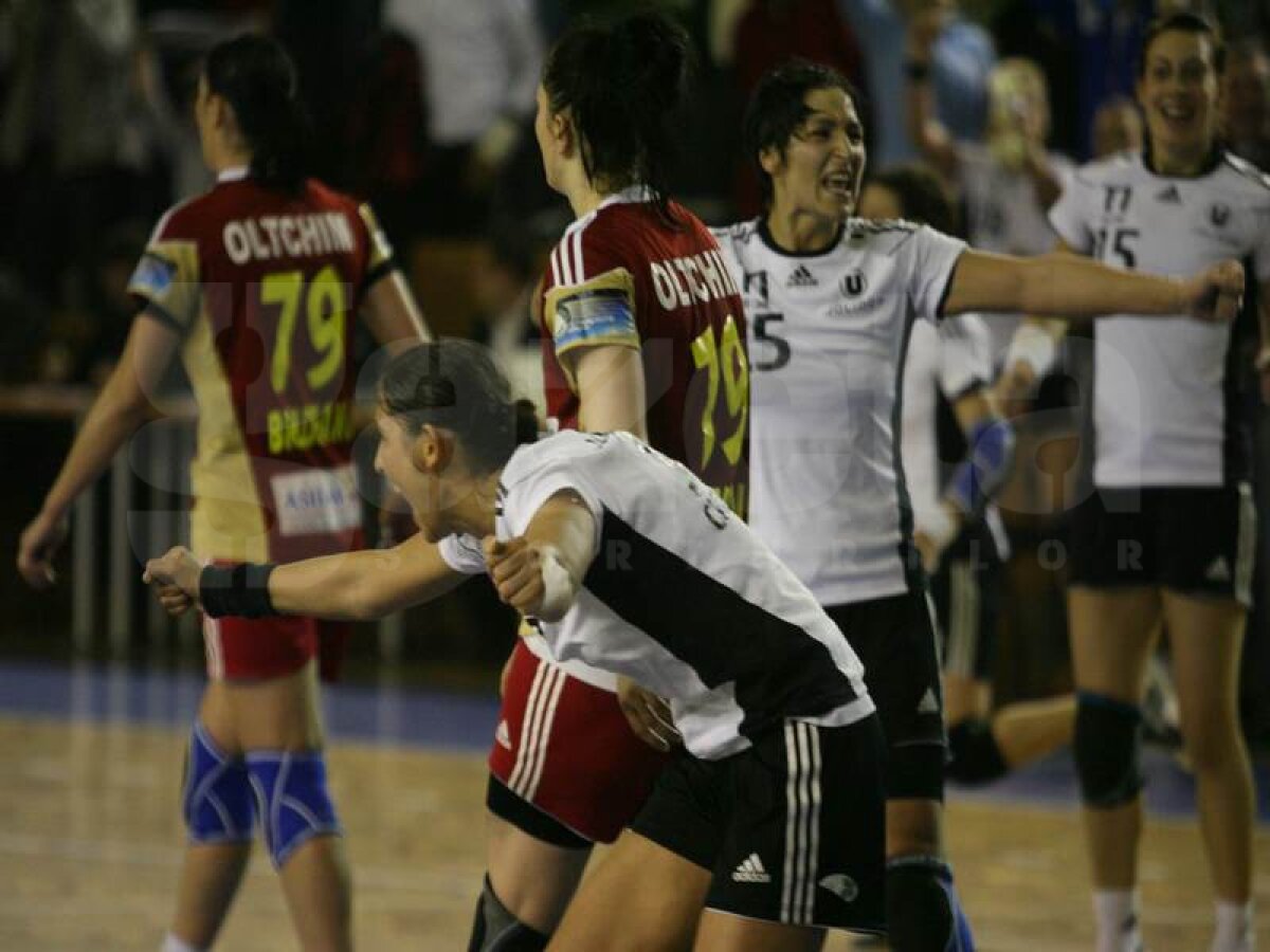 FOTO Oltchim, înfrîngere în campionat după trei ani, 27-29 la Cluj!