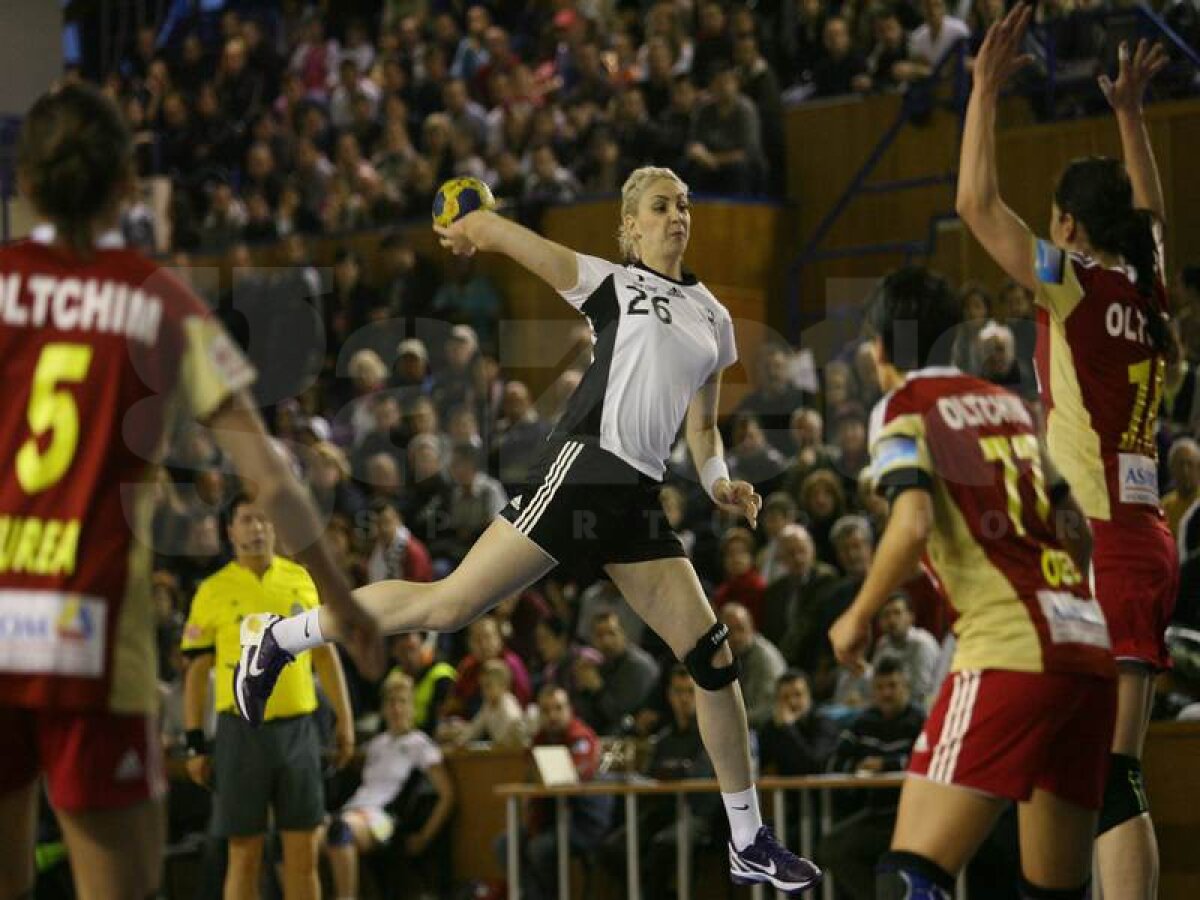 FOTO Oltchim, înfrîngere în campionat după trei ani, 27-29 la Cluj!