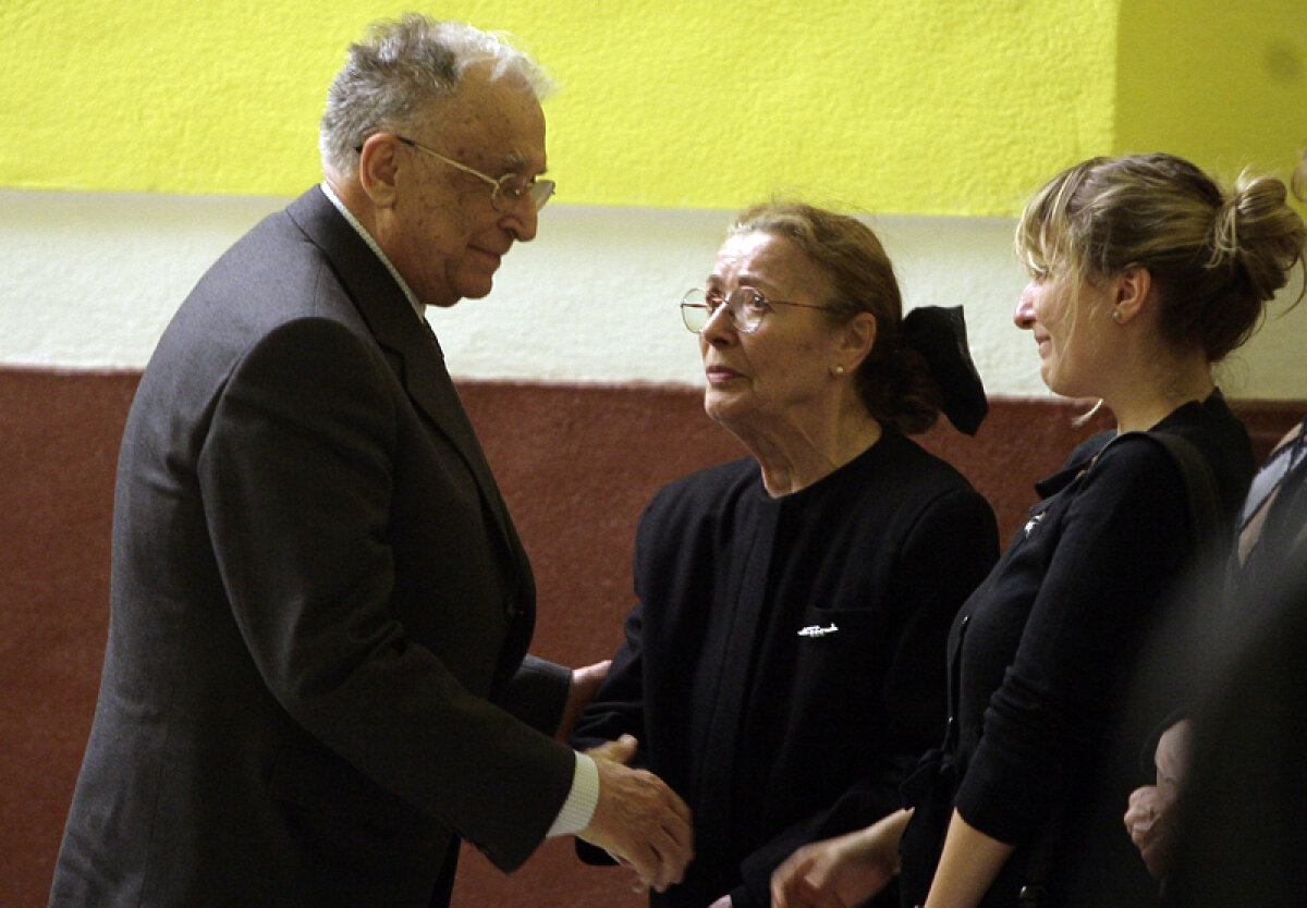 A revoluţionat presa sportivă » Emanuel Valeriu, decedat la 87 de ani, a schimbat curajos faţa ziarului "Sportul"