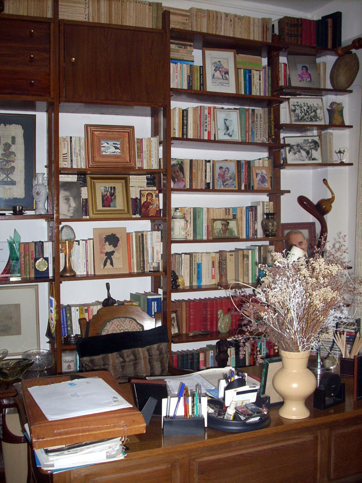 A revoluţionat presa sportivă » Emanuel Valeriu, decedat la 87 de ani, a schimbat curajos faţa ziarului "Sportul"