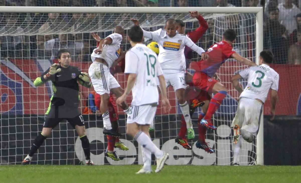 FOTO şi VIDEO Wesley a adus tristeţea în Ghencea » Steaua - Vaslui 0-1 şi lui Stoichiţă i s-a strigat "Demisia!"