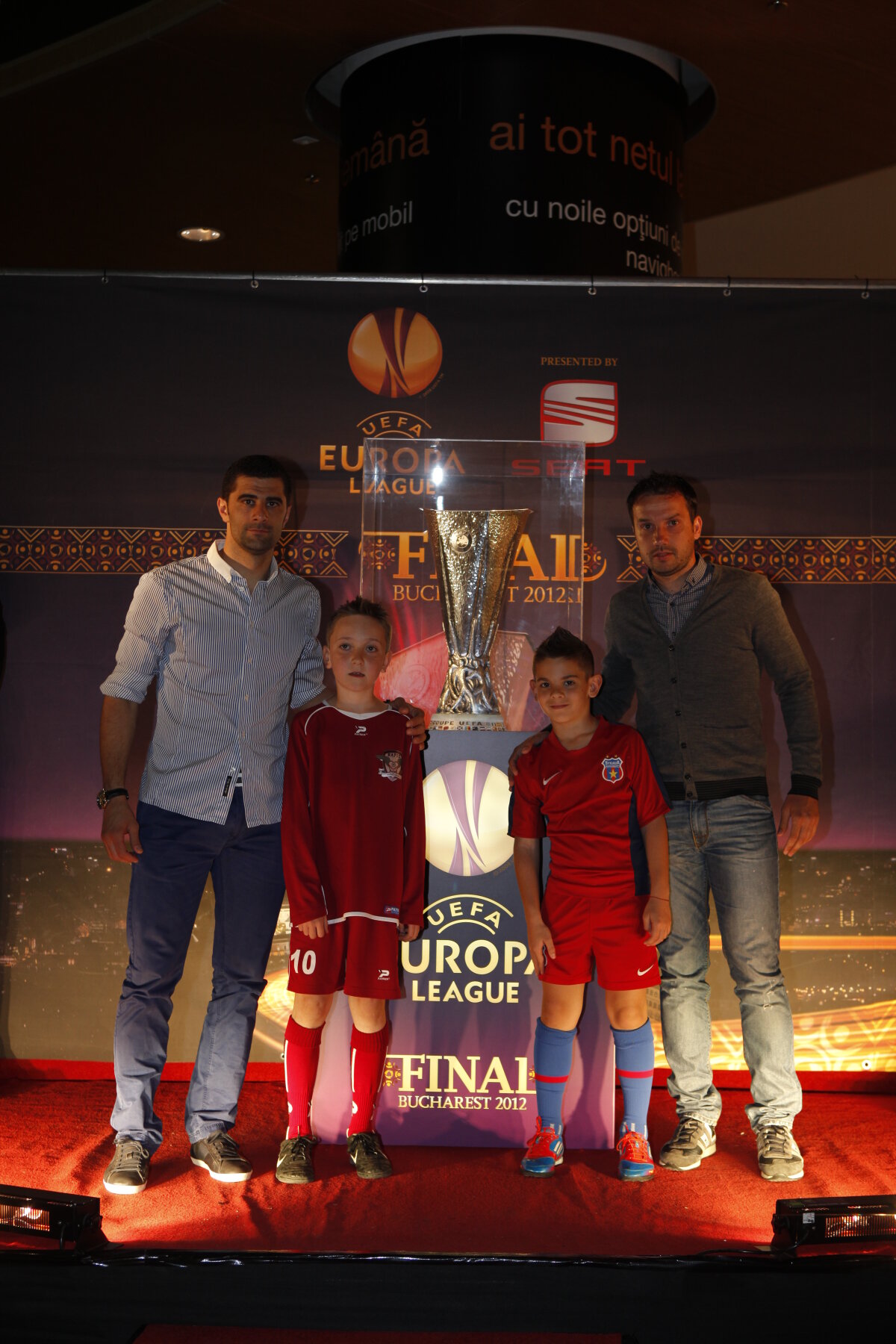 FOTO Povestea lui Marius Ciobanu, copilul ale cărui lacrimi au impresionat România: "Am plătit cariocile din banii de bursă!"