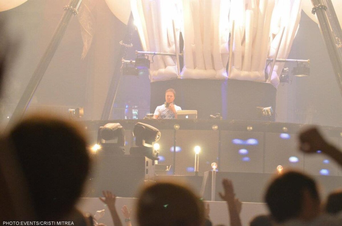 GALERIE FOTO / A fost SENZAŢIE la SENSATION! ;)