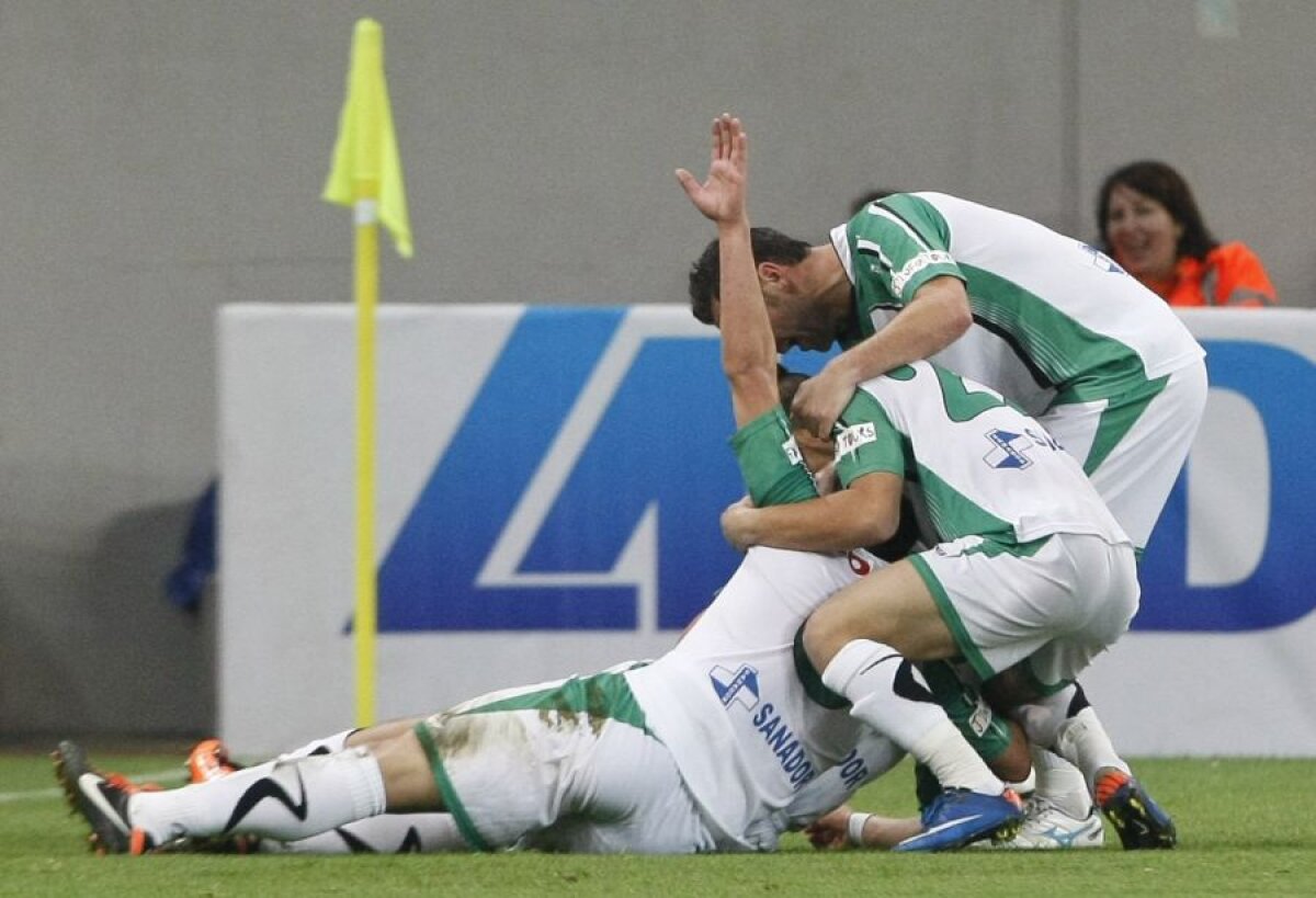 FOTO şi VIDEO Echipa minune a lui Reghe a umilit liderul în Gruia  » CFR Cluj - Concordia 2-4