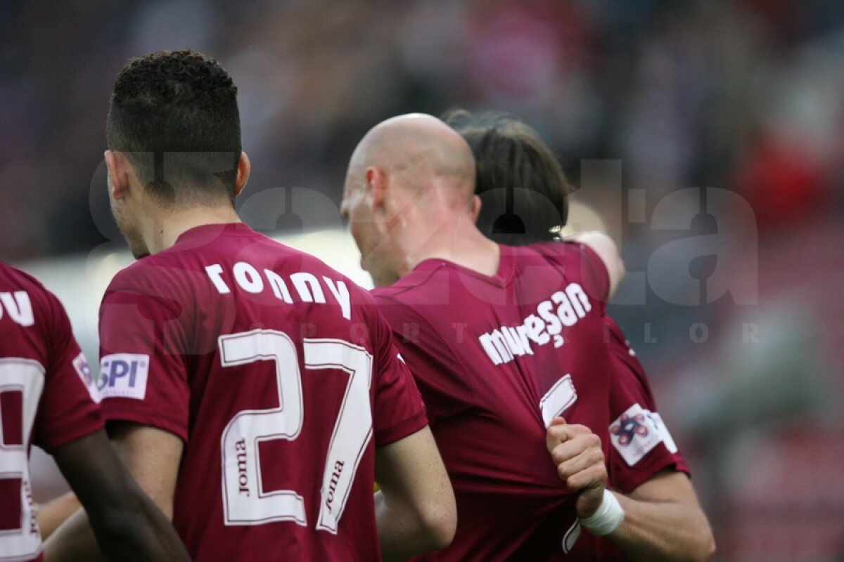 FOTO şi VIDEO Echipa minune a lui Reghe a umilit liderul în Gruia  » CFR Cluj - Concordia 2-4