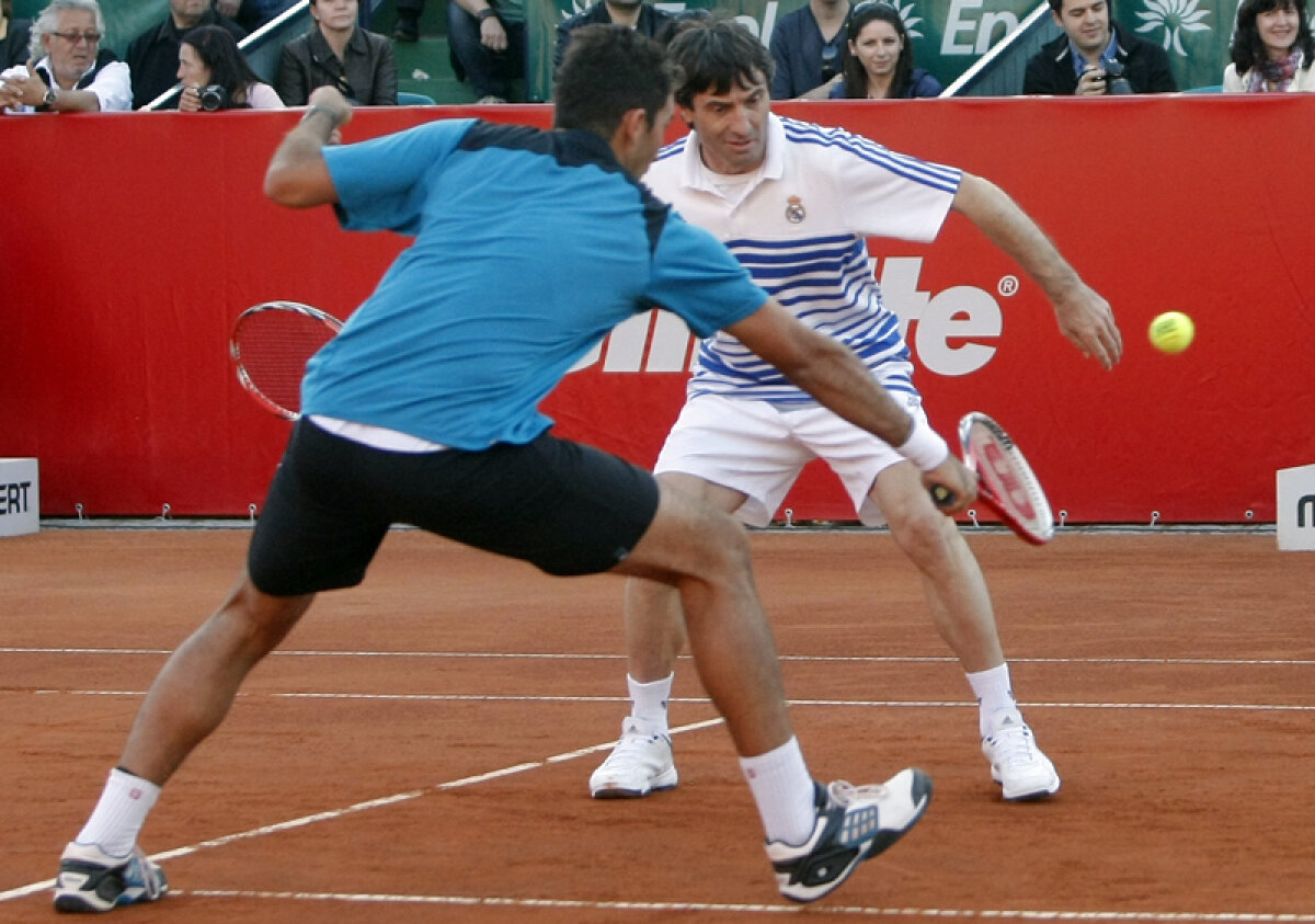 Spectacol caritabil » Hagi, Rotariu, Tecău şi Pavel au jucat pentru micuţa Kassandra