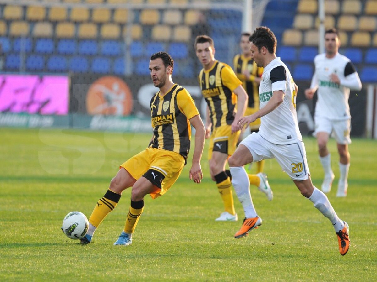 FOTO  FC Braşov - U Cluj 1-1 » Nici o lacrimă: foştii elevi ai lui Badea n-au avut milă la debutul acestuia sub Tîmpa