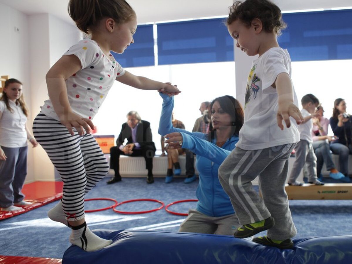 FOTO Reportaj GSP.ro » Nadia, Hagi şi Năstase, antrenori pentru o zi