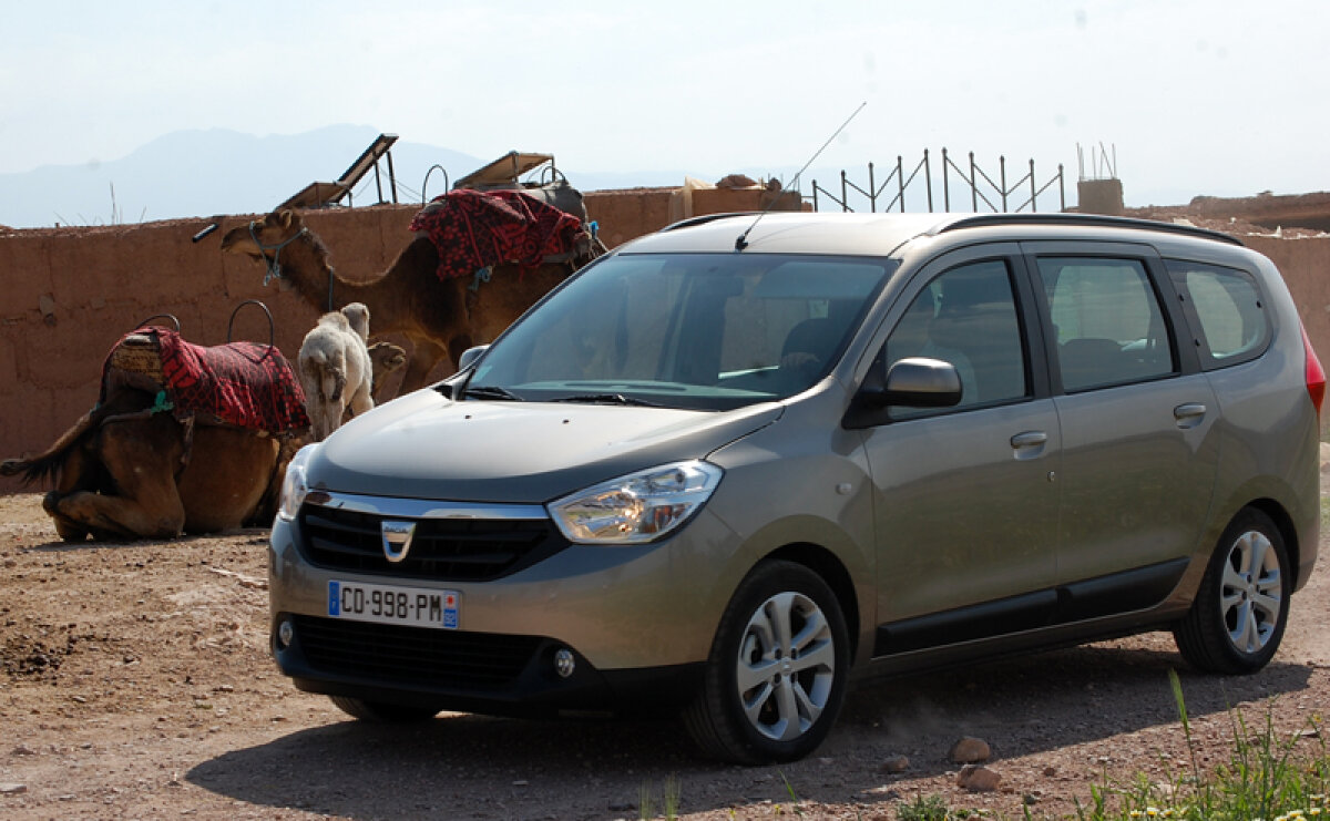 Lodgy în "Oraşul Roşu" » Fotoreportaj cu cel mai nou monovolum Dacia în Maroc