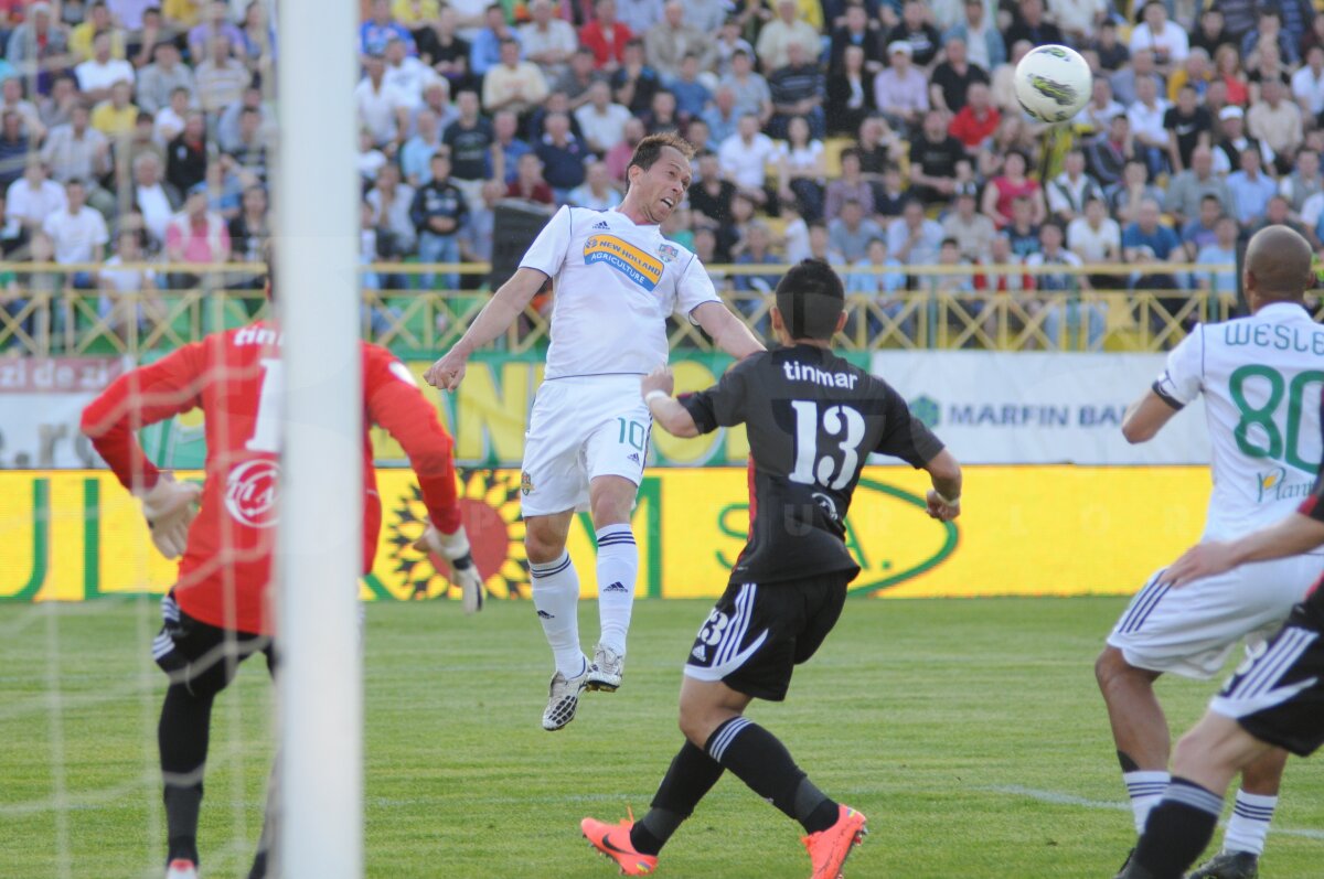 FOTO Sînt în cărţi » Vaslui învinge Astra cu 2-1 şi urcă pe locul 2