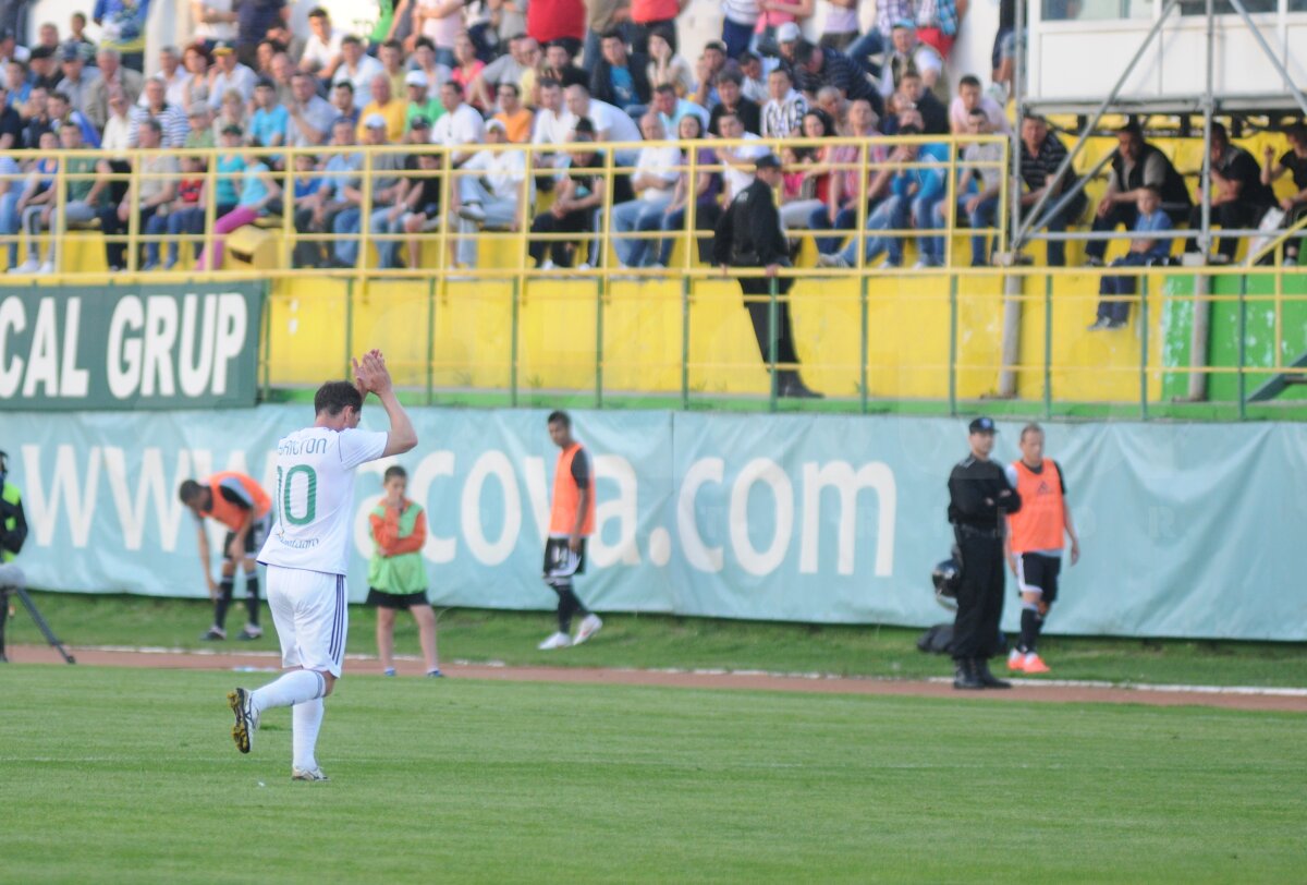 FOTO Sînt în cărţi » Vaslui învinge Astra cu 2-1 şi urcă pe locul 2