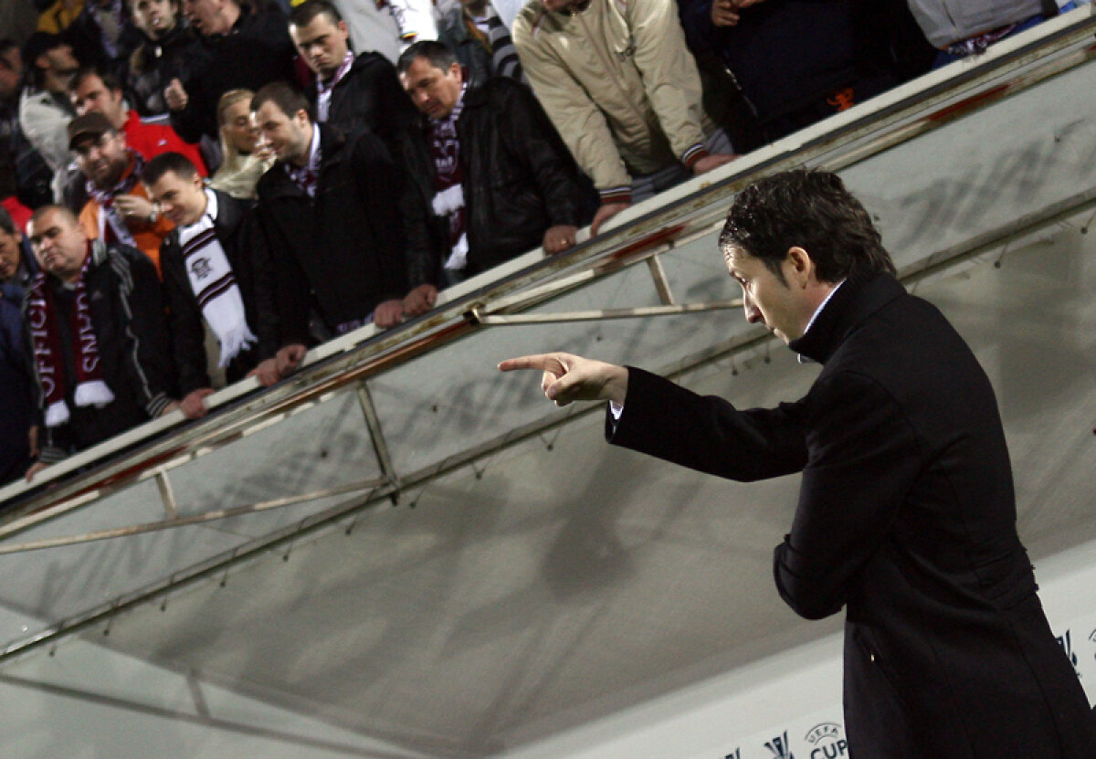 Ironiile dintre Rapid şi Steaua continuă: "MM, îi înveţi limba română la orele de lucru manual?"