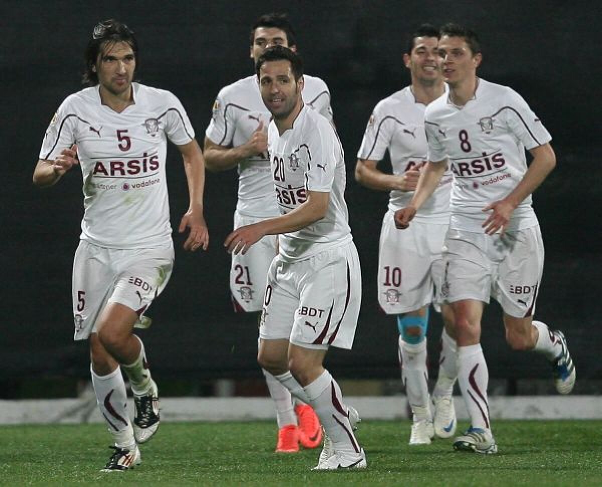 VIDEO Ce plictiseală! » Rapid şi Steaua au remizat în Giuleşti (1-1) şi rămîn în lupta pentru titlu