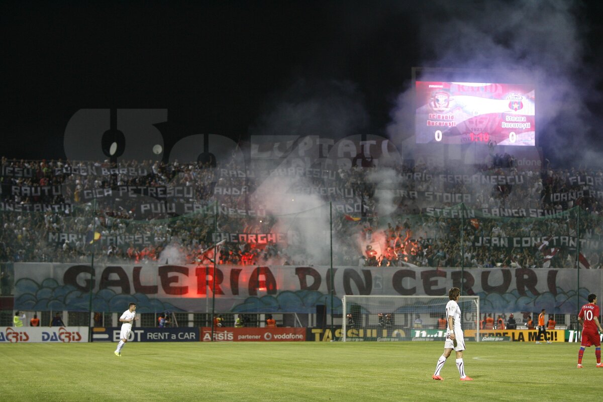 "Galeria din Ceruri" » Giuleştenii şi-au celebrat din nou eroii