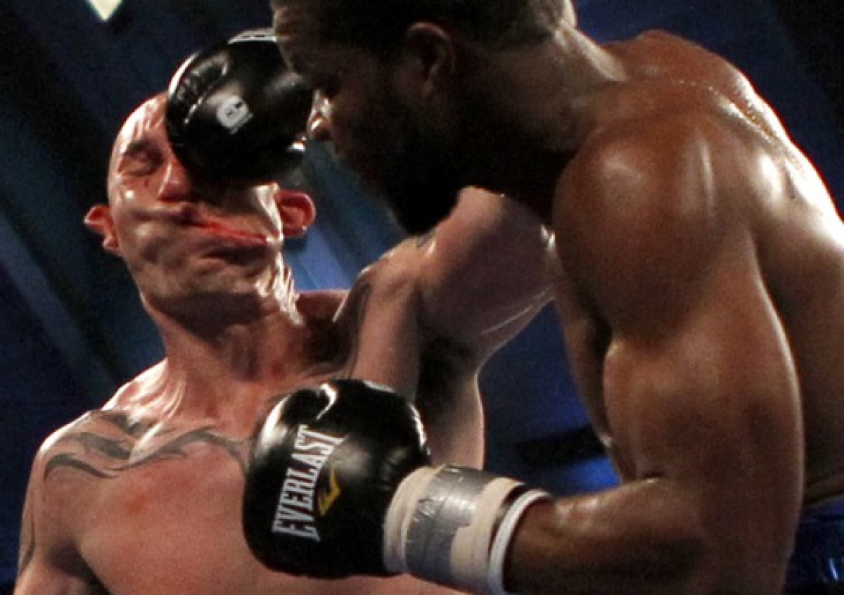 FOTO » Cel mai teribil moment din box, surprins într-un cadru incredibil!