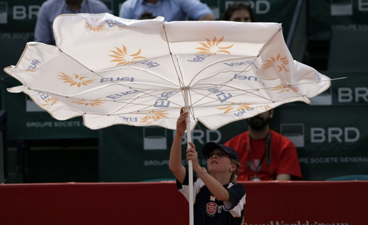 FOTO Tenis de aprilie » Cele mai interesante imagini de la prima ediţia de primăvară a BRD Năstase-Ţiriac Trophy