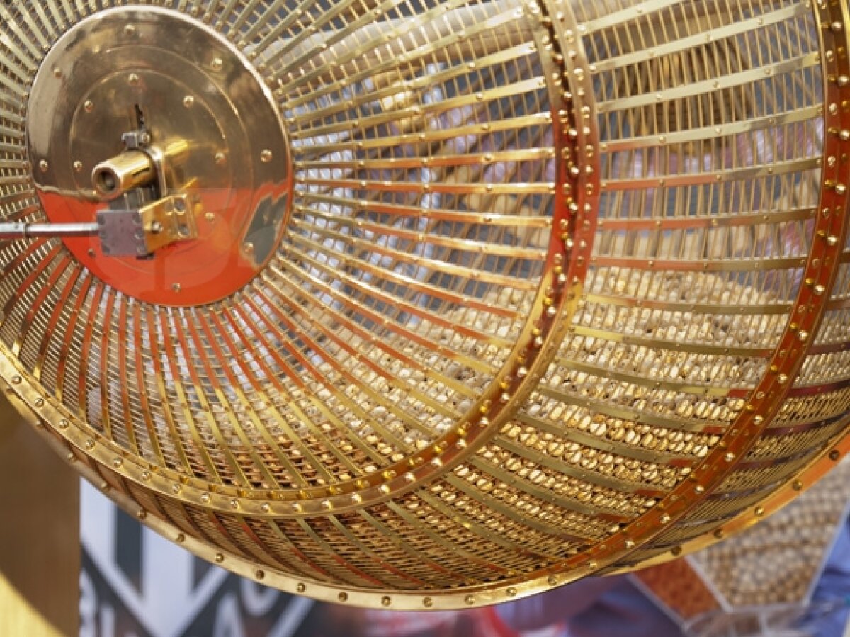 GALERIE FOTO » Urna speranţelor la Bilbao » 35.000 de fani s-au înscris pentru un bilet la Bucureşti!