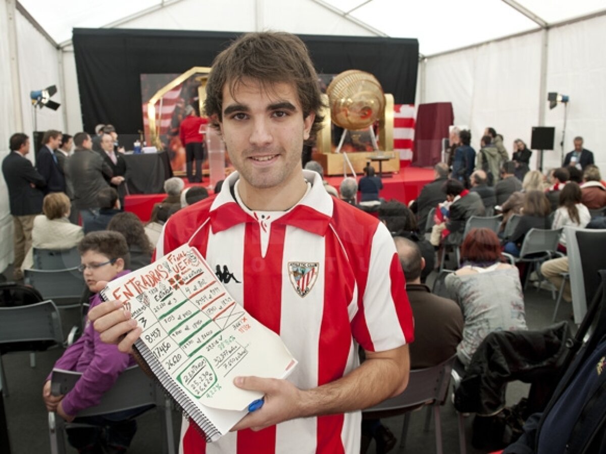 GALERIE FOTO » Urna speranţelor la Bilbao » 35.000 de fani s-au înscris pentru un bilet la Bucureşti!