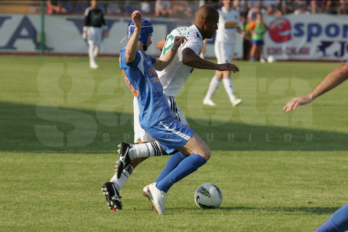 FOTO şi VIDEO Cu Wesley, visul devine realitate » Vaslui a învins la Tg. Mureş(3-2) şi se menţine în coasta liderului