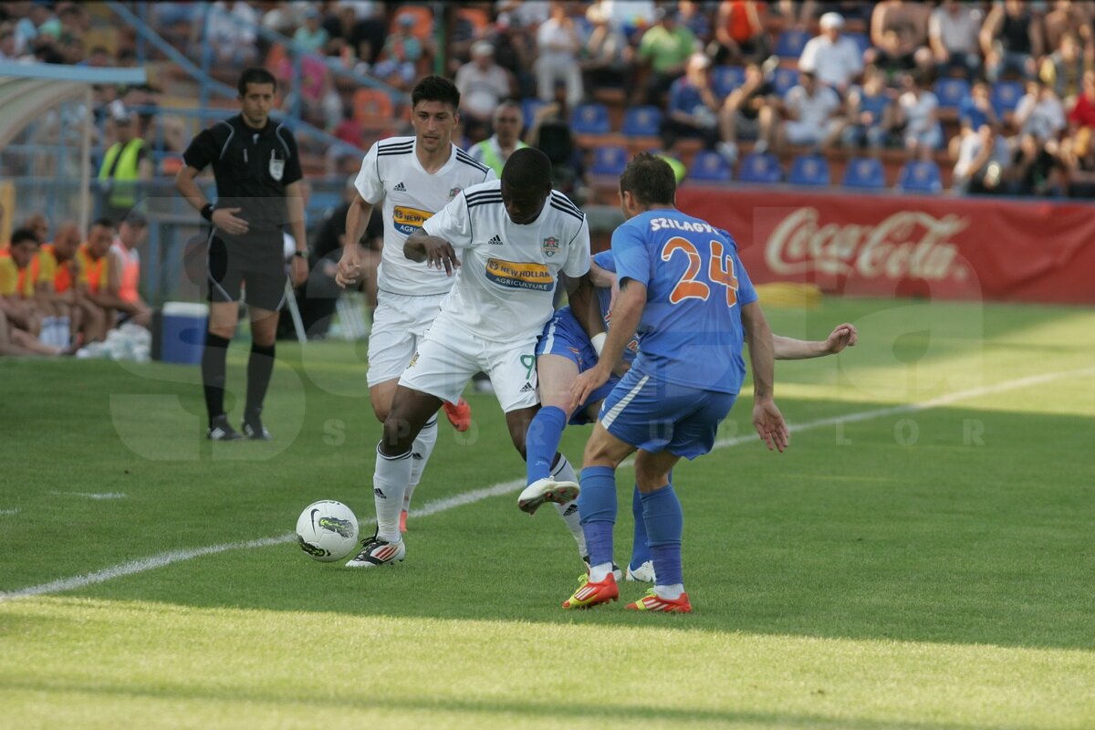 FOTO şi VIDEO Cu Wesley, visul devine realitate » Vaslui a învins la Tg. Mureş(3-2) şi se menţine în coasta liderului