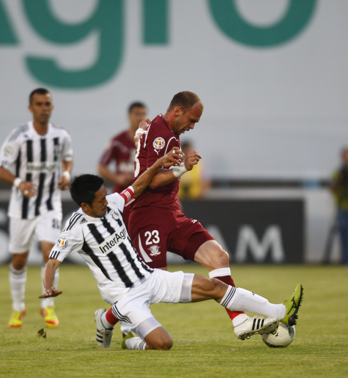 VIDEO » Rapid învinge cu 1-0 la Astra şi urcă pe locul 2. Gol de kinogramă Grigore