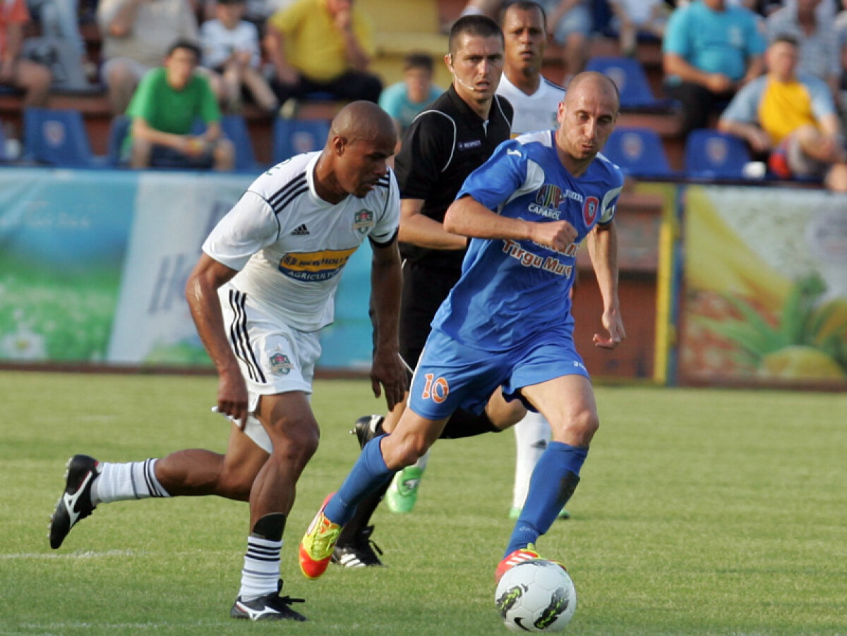 VIDEO Wesley EKG » Moldovenii au trăit periculos în meciul cu FCM, dar au izbutit să se menţină la 3 puncte de lider