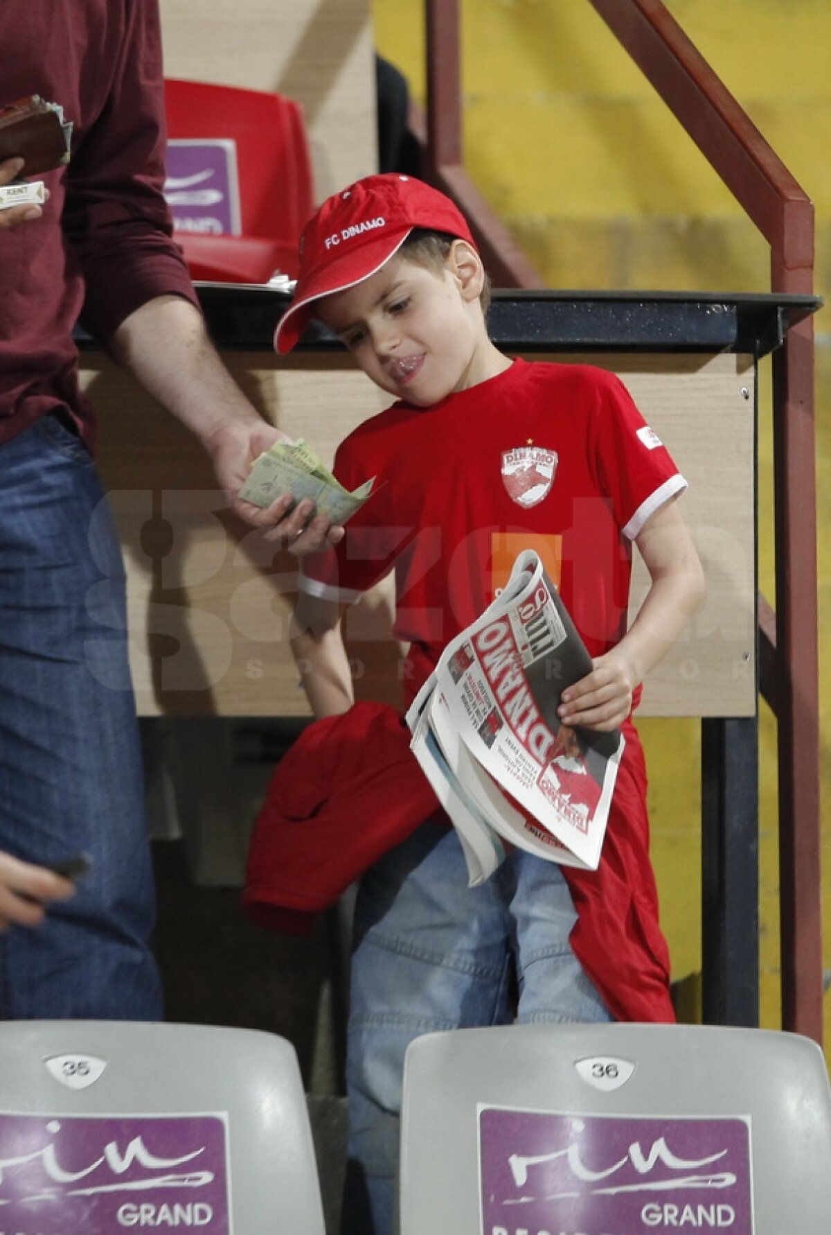 FOTO şi VIDEO Răzbunarea "Prinţului" » Dinamo - U Cluj 2-2 şi "cîinii" sînt la 5 puncte de CFR Cluj