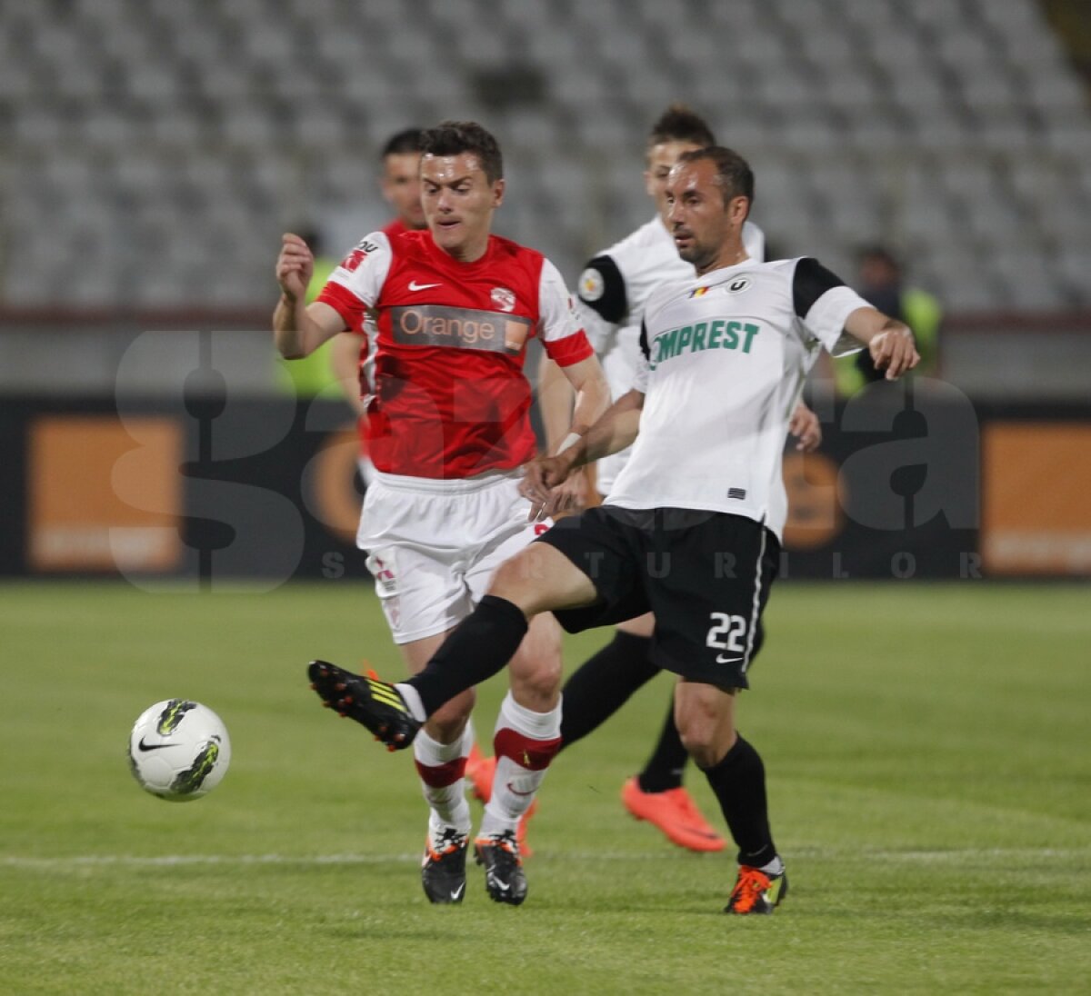 FOTO şi VIDEO Răzbunarea "Prinţului" » Dinamo - U Cluj 2-2 şi "cîinii" sînt la 5 puncte de CFR Cluj