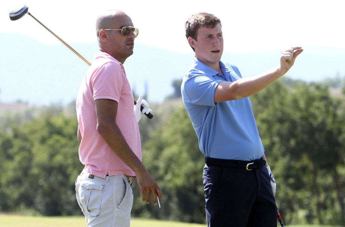 FOTO Golful, noul drog » Viaţa lui Guardiola după despărţirea de Barcelona va fi tot pe gazon