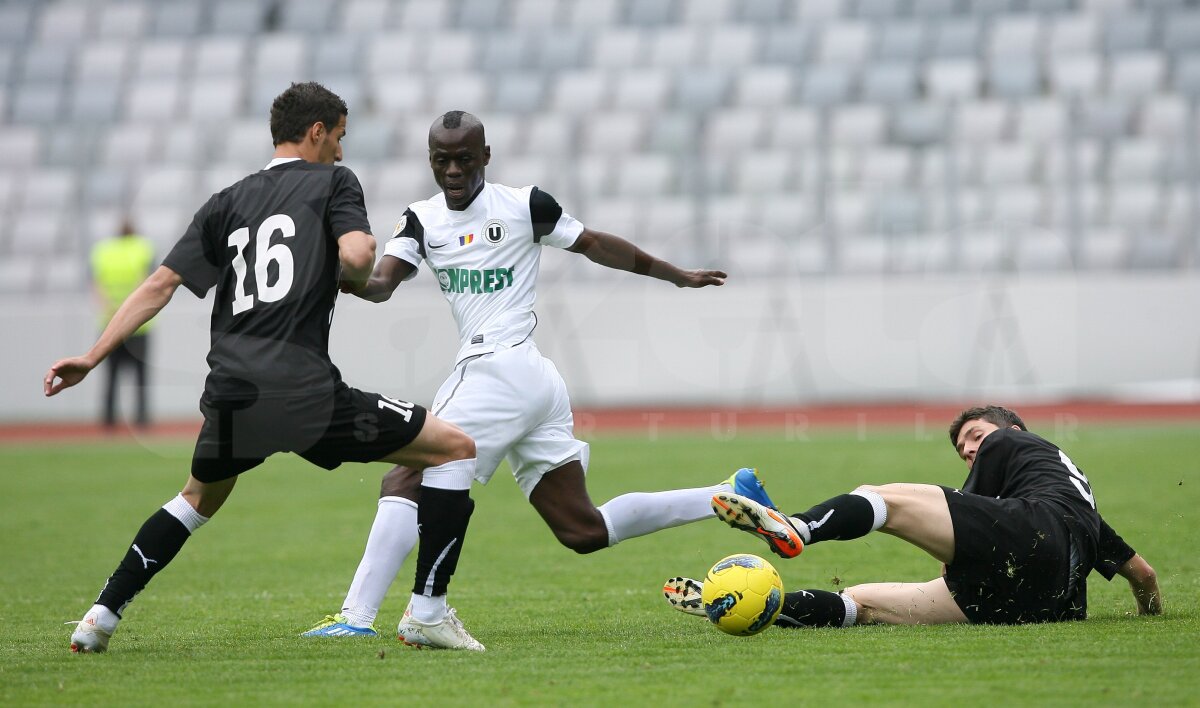 VIDEO U - Sportul 1-1 » Studenţii smulg un egal şi la Cluj