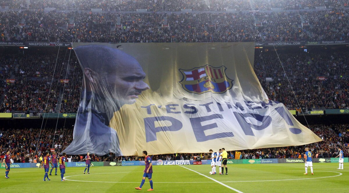 VIDEO şi FOTO ”Camp Nou” s-a despărţit de Guardiola: ”Te iubim, Pep!”
