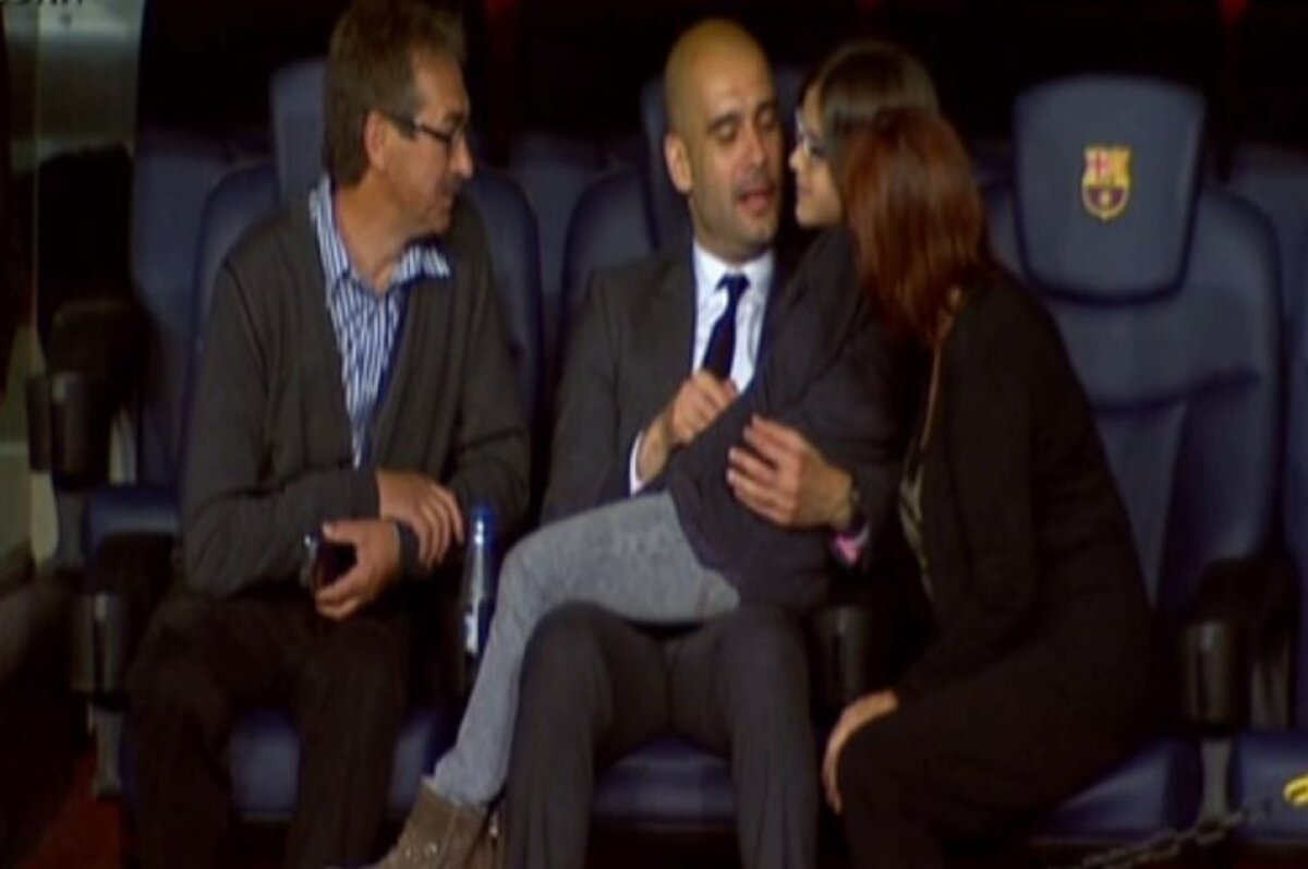 FOTO şi VIDEO » Momente impresionante pe Camp Nou. Omagiul adus unui antrenor incredibil: "Mulţumim că ne-ai ajutat să atingem cerul!"