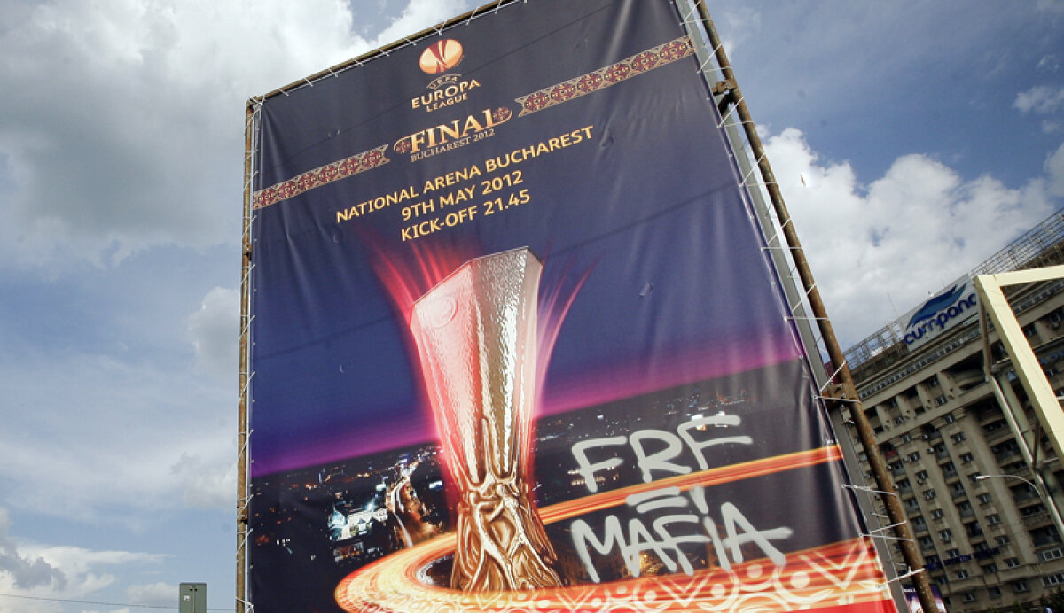 Bucureşti anti-FRF! » Contestatarii lui Mircea Sandu nu vor să renunţe la proteste nici în săptămîna finalei