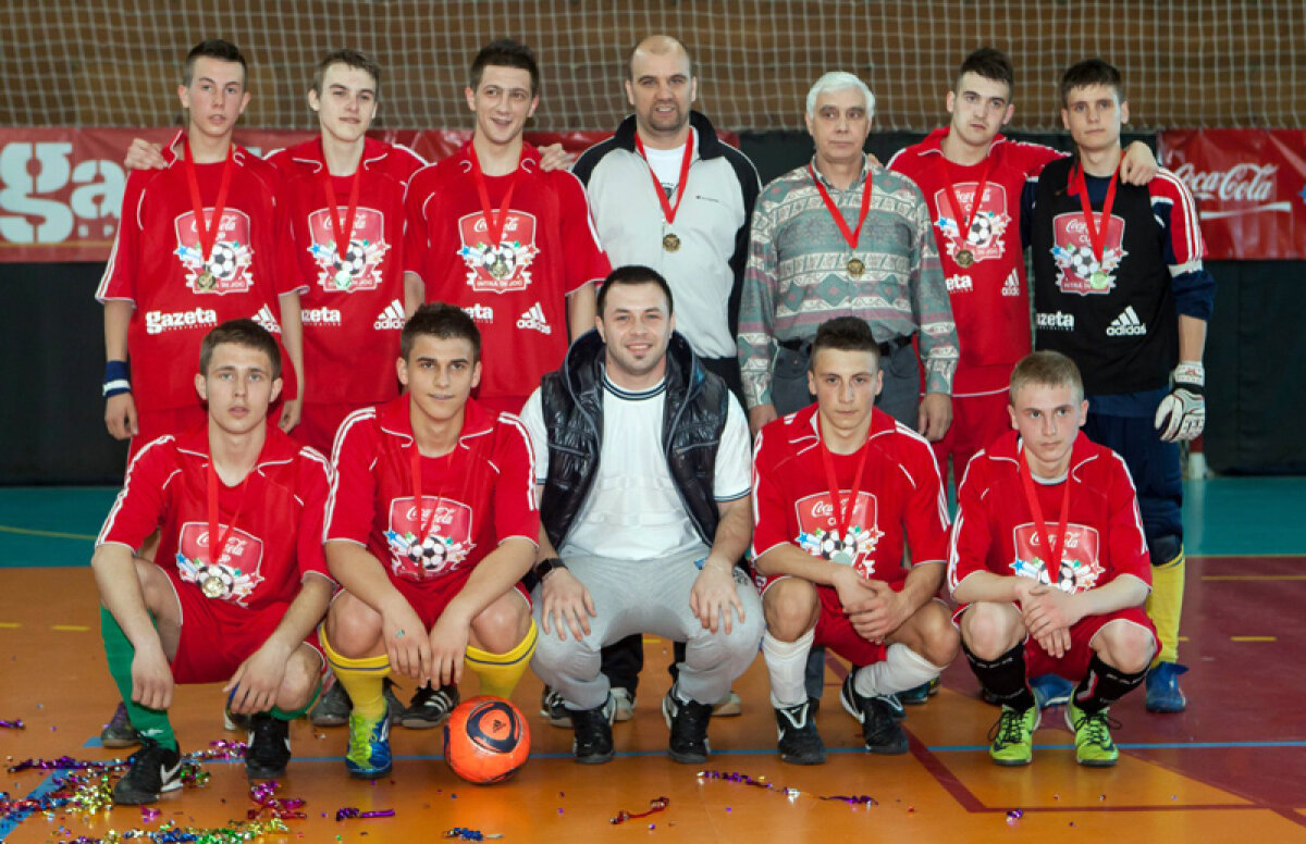 VIDEO Azi în Timişoara, mîine-n toată Sala! » ”Lucian Blaga” din Oradea, campioană regională la Timişoara