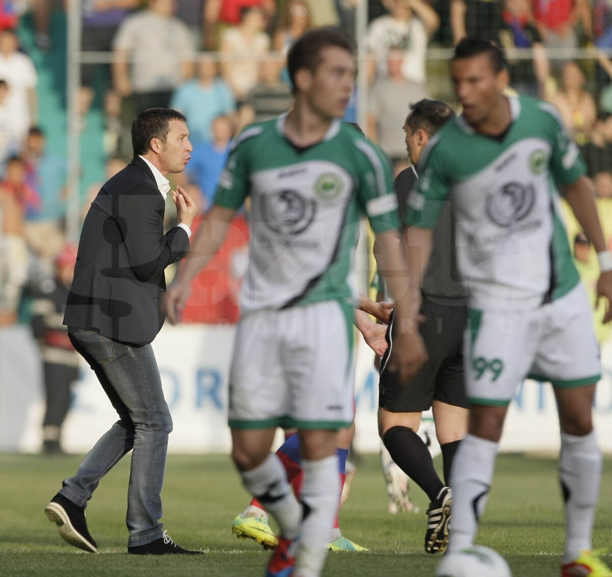VIDEO Steaua rămîne în lupta pentru titlu! Concordia - Steaua 0-2 (Iliev '8, Martinovici 72')